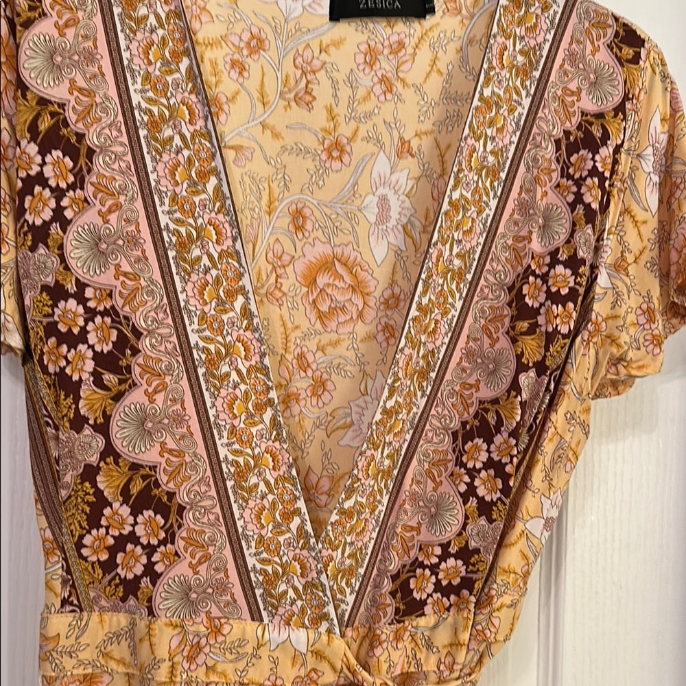 Floral Yellow and Brown Dress - Picture 5 of 11